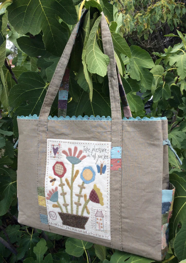 B022 Sunday Sampler Bag