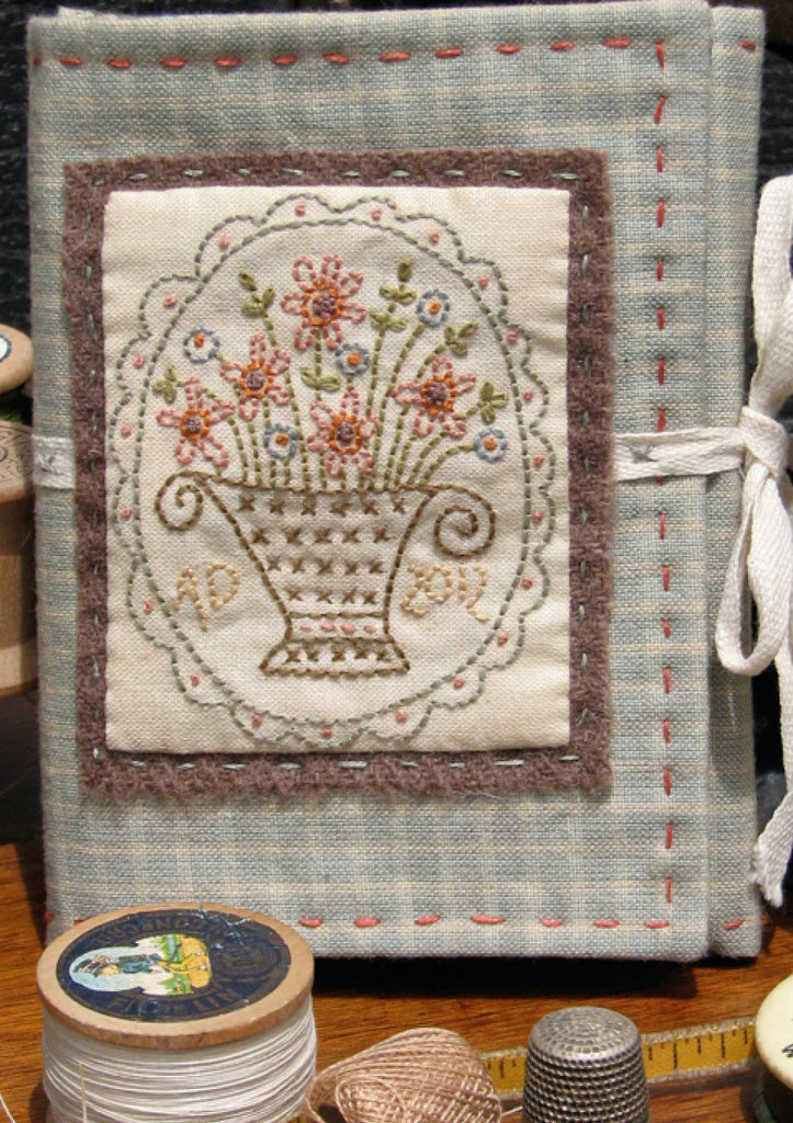 F042 Cornflower Needle Roll