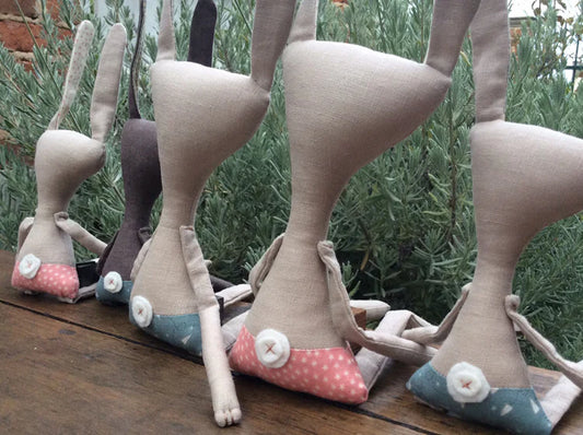 D006 Bippity & Bruce (and Friends)