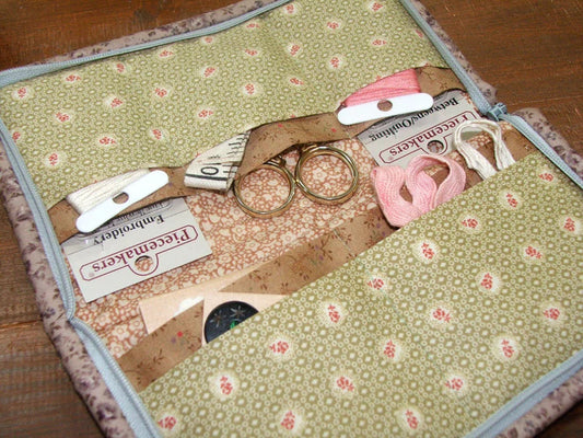 D243 MARKET DAY WALLET