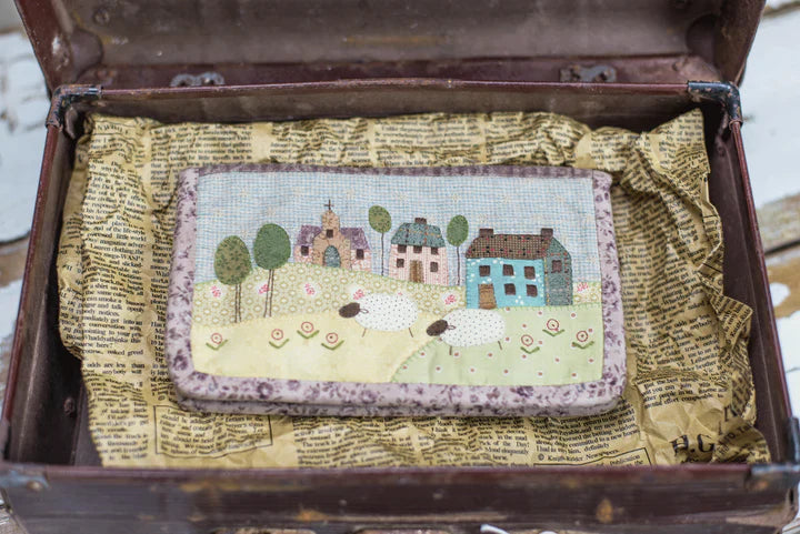 D243 MARKET DAY WALLET
