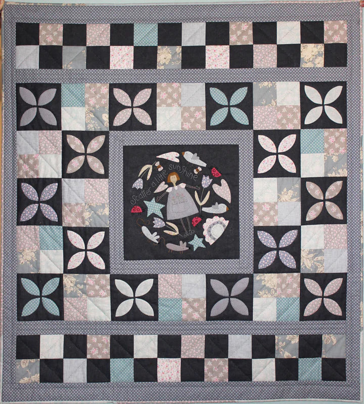 D295 SCATTER SUNSHINE QUILT