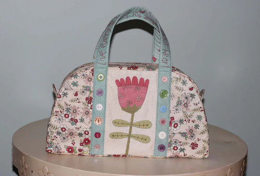 D326 EVA ZIP TOTE