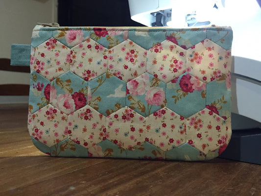 D341 LOVE BUNNY PURSE