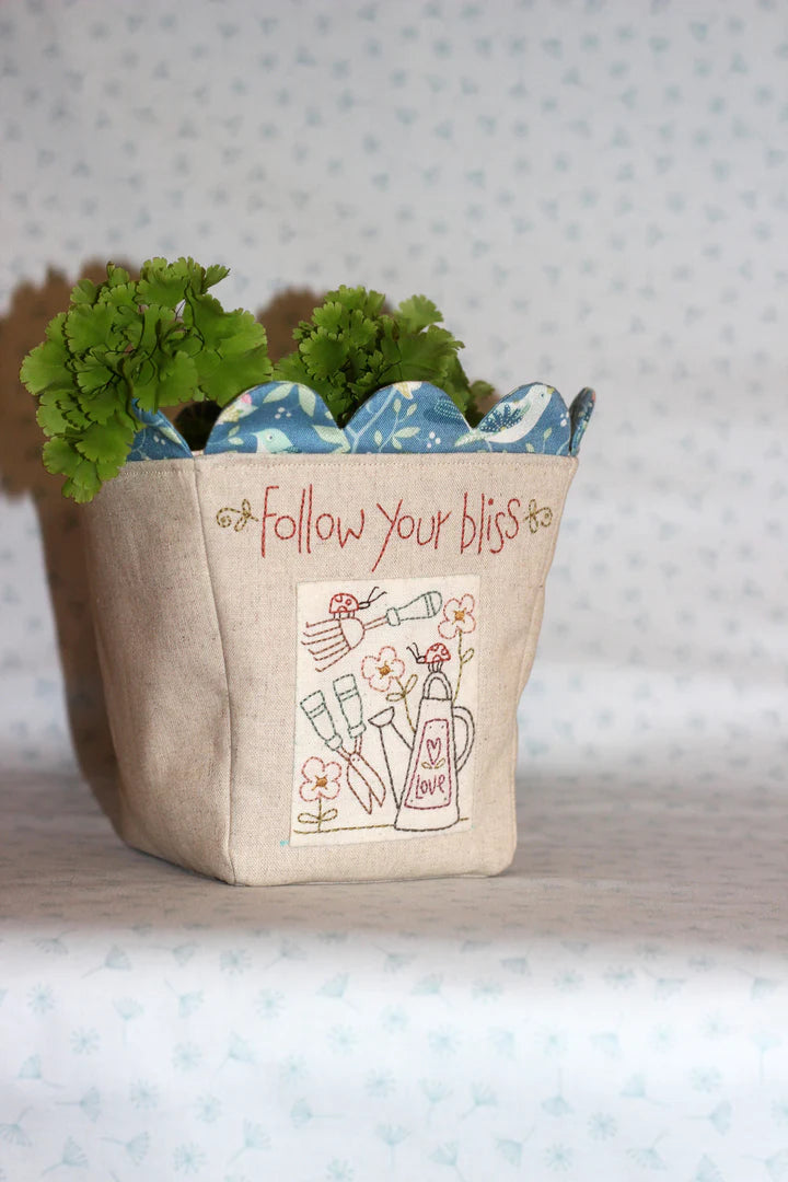 D346 SENTIMENTAL STITCHES