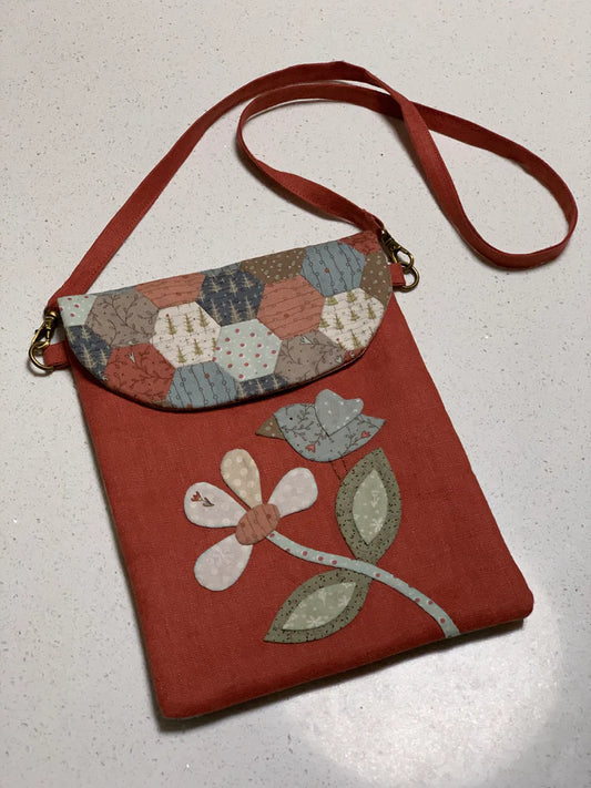 D368 MY RED SATCHEL