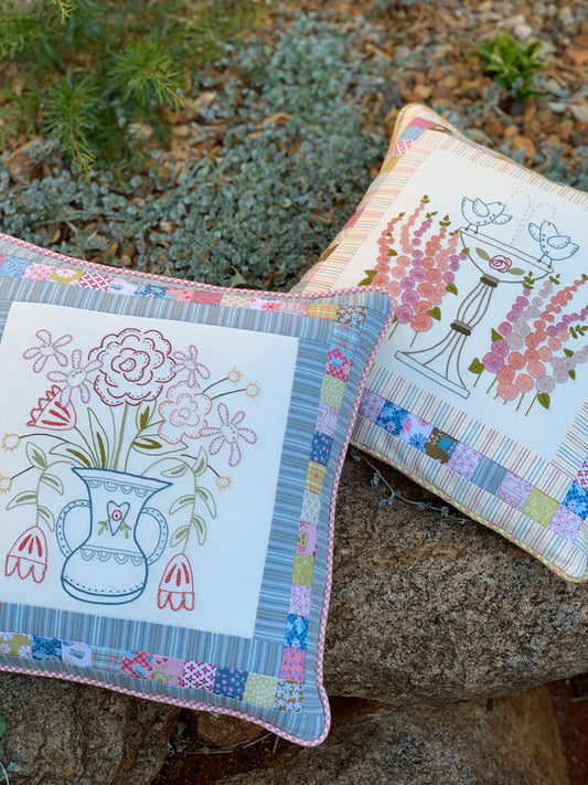 D383 BLUME & GROW QUILT/CUSHIONS