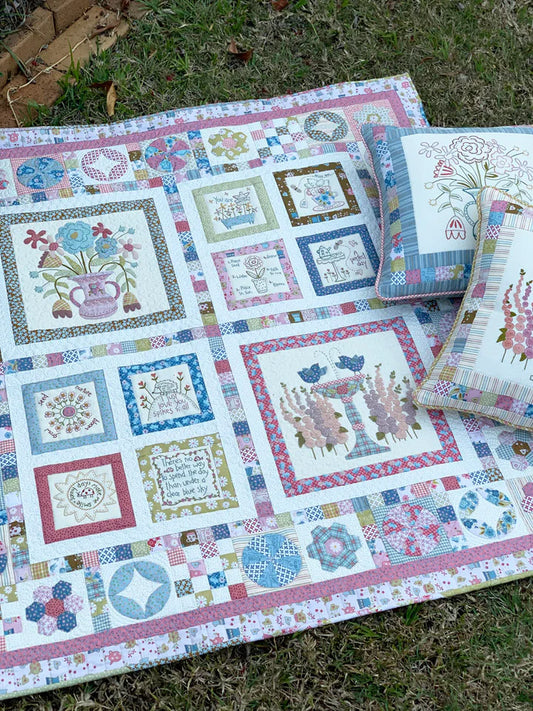 D383 BLUME & GROW QUILT/CUSHIONS