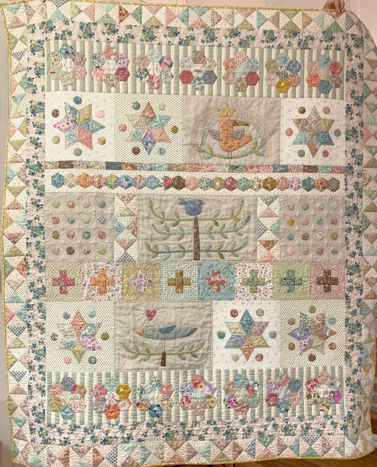 D389 WE THREE BIRDS QUILT