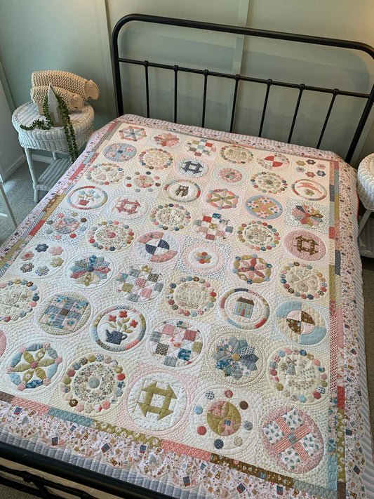 D391 OWL & HARE HOLLOW QUILT