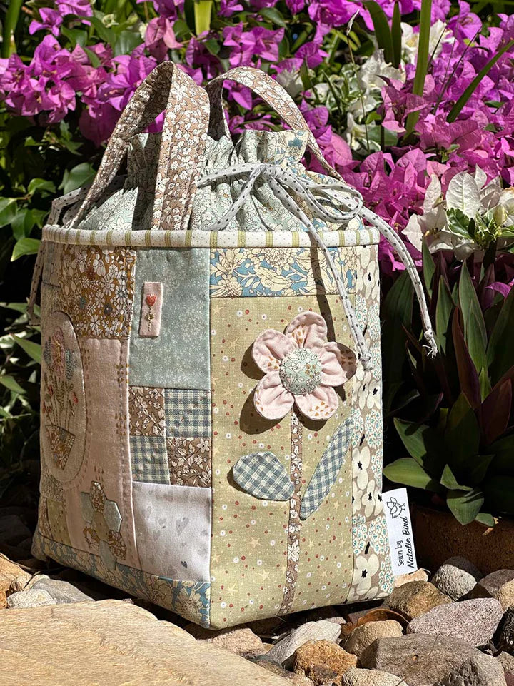 D394 TULLY TOTE