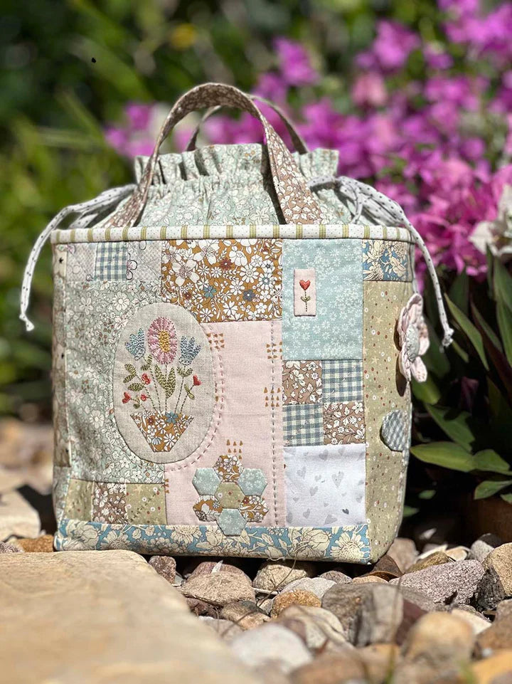 D394 TULLY TOTE