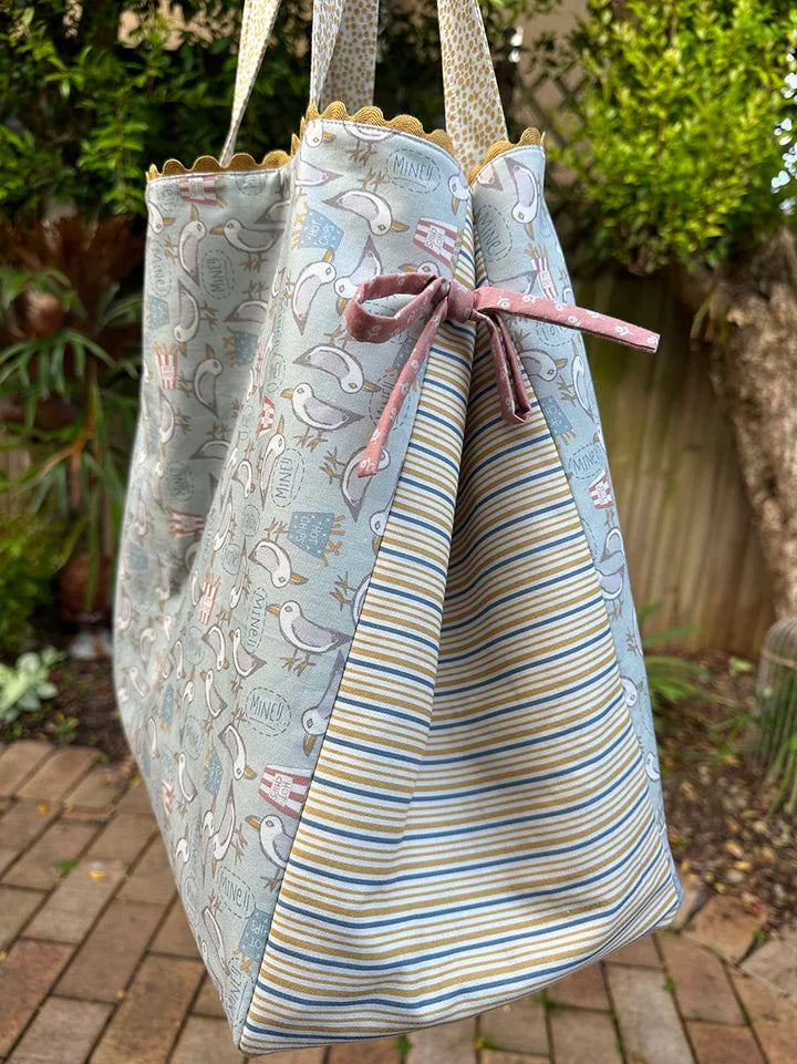 D396 SUNKISSED BEACH BAG