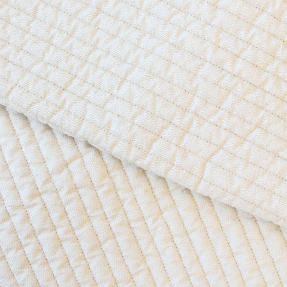 DVQ001 Devonstone Quilted Solids - Whitehaven