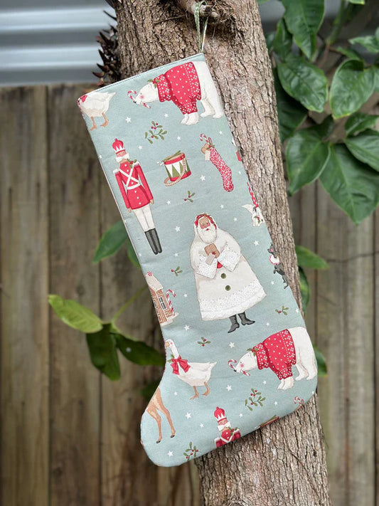 D408 HAPPY PENGUIN STOCKING PATTERN