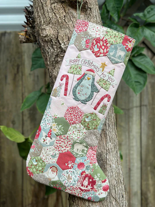 D408 HAPPY PENGUIN STOCKING PATTERN