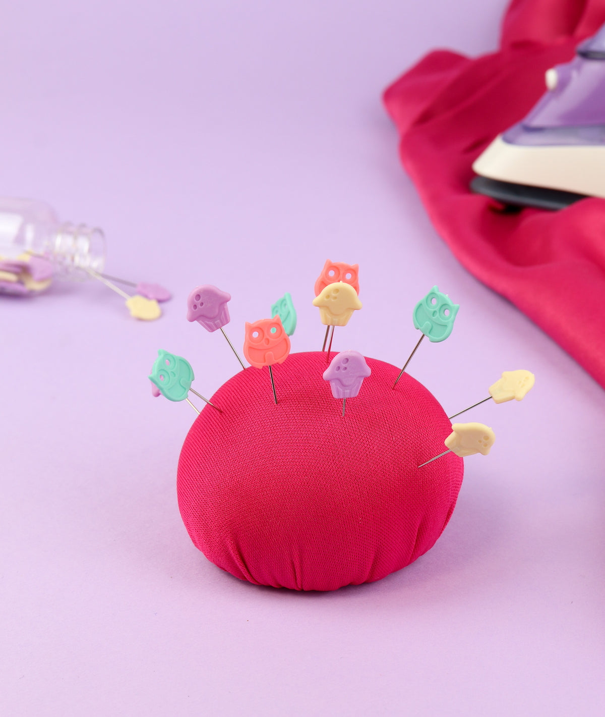 Iron-Safe Plastic Head Pins - Cupcakes