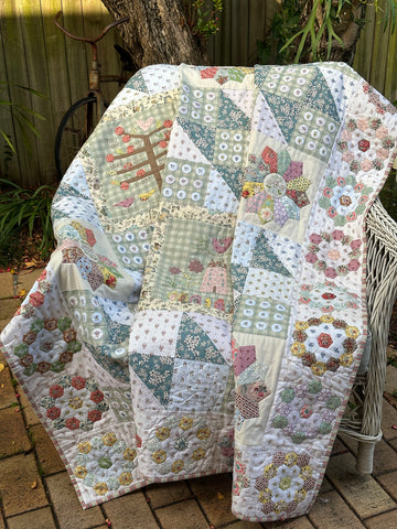 D413 Light & Shade Quilt Pattern
