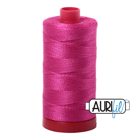 4020 FUCHSIA 12WT MAKO COTTON LARGE SPOOL | 325 MT.