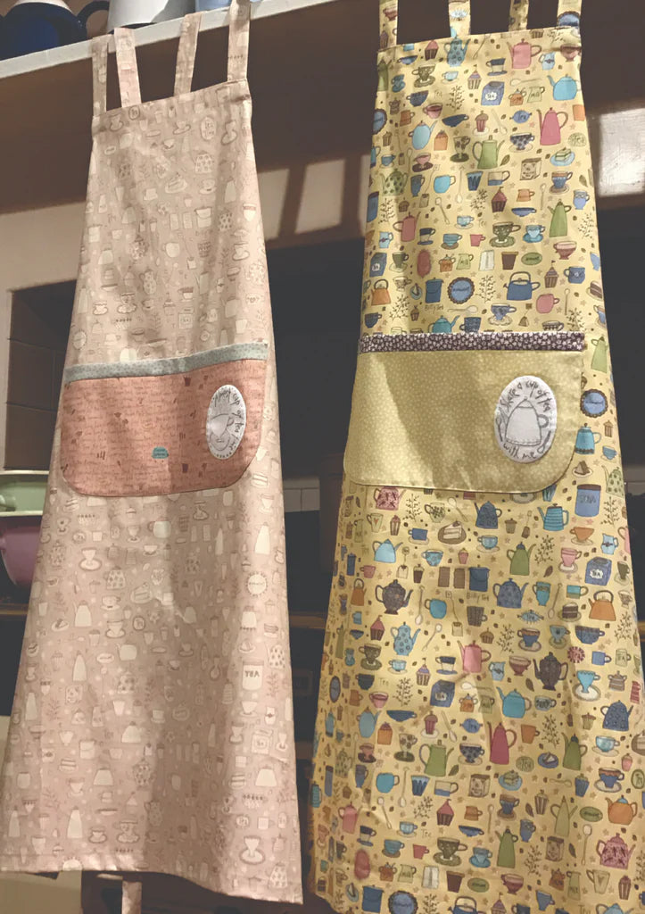 P117 Time For Tea Apron