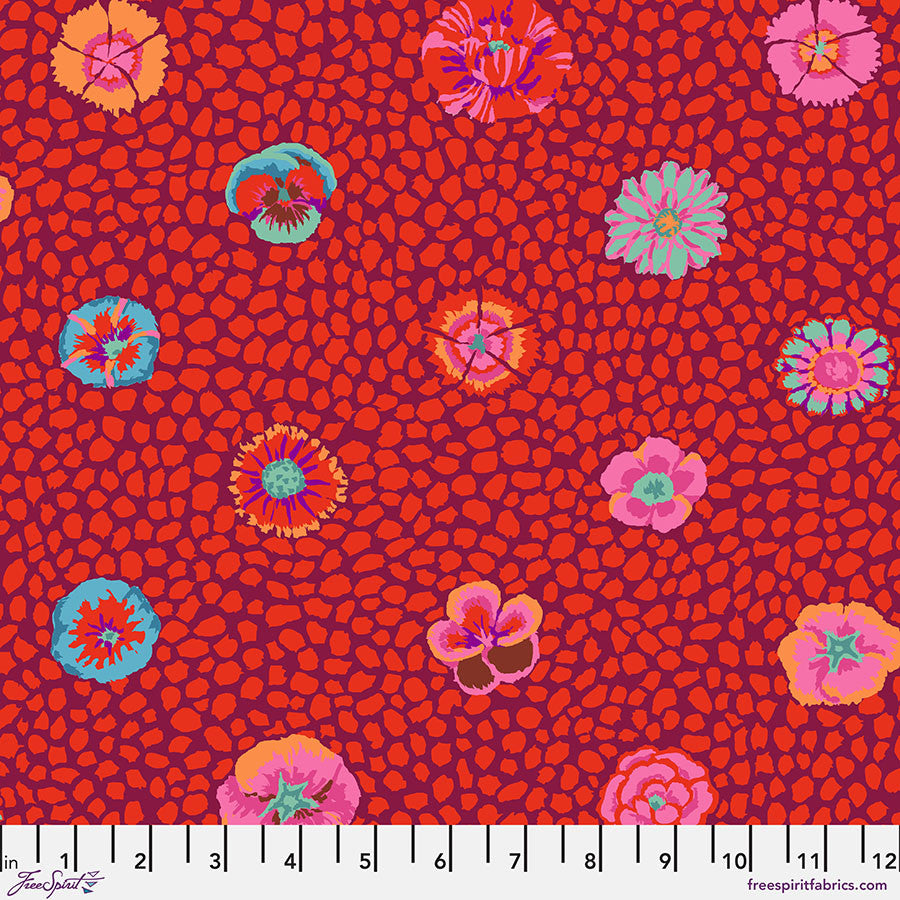 PWGP059.REDXX Classics & Stash Guinea Flower