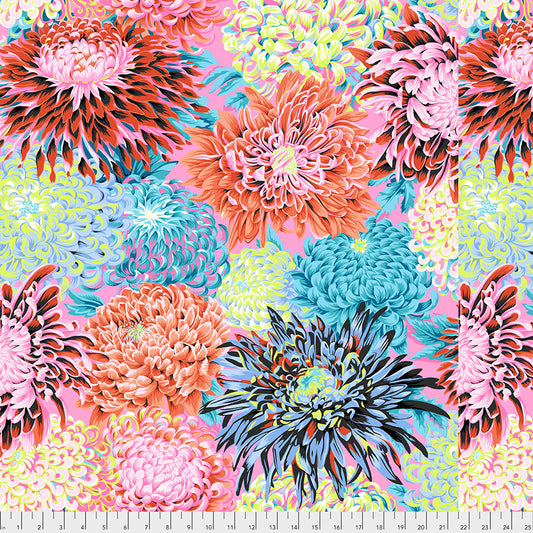 PWPJ041.CONTR Classics & Stash Japanese Chrysanthemum