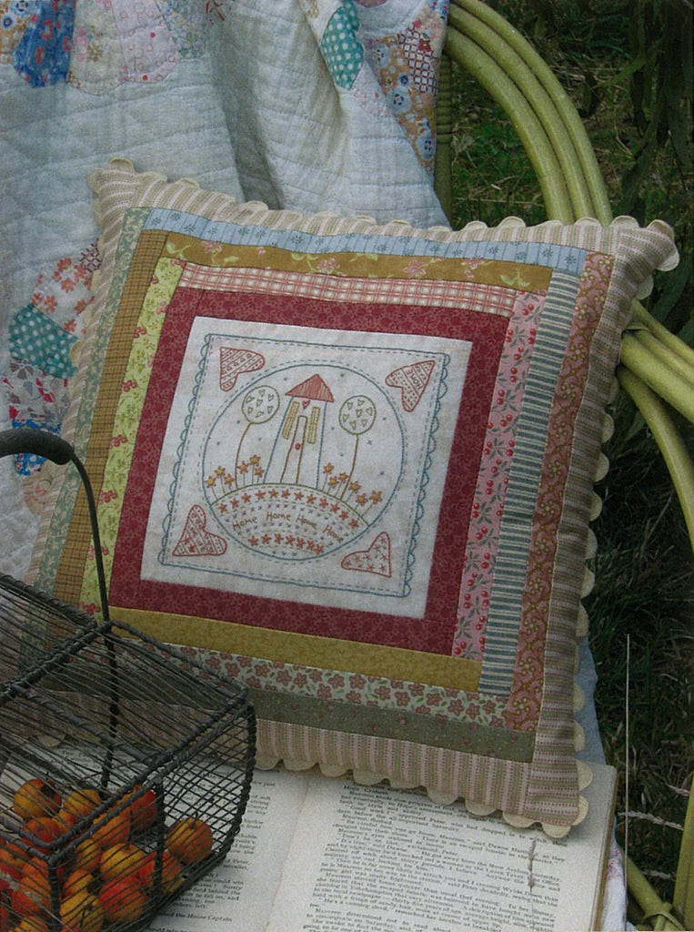 S016 Home For Summer Cushion