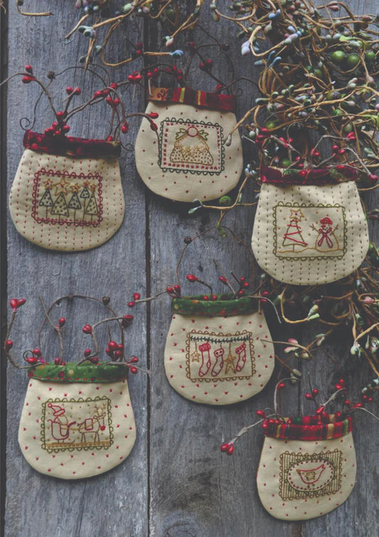 S019 Christmas Stamp Pockets