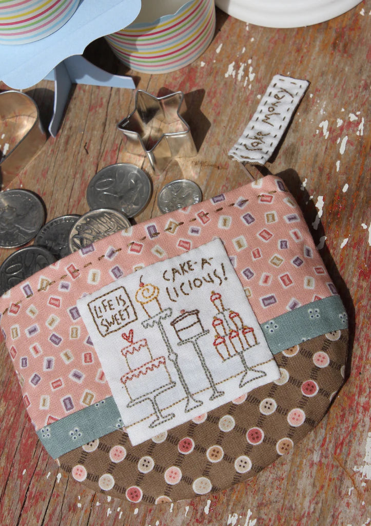 LS07 Cake Money Purse