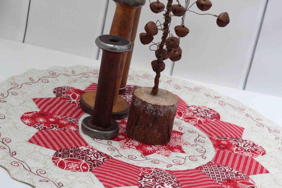 HNK156/2 Christmas club table topper