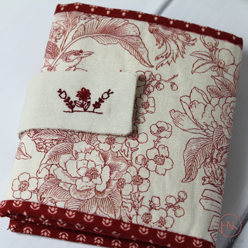 HNK195/13 Coddywomple needlebook