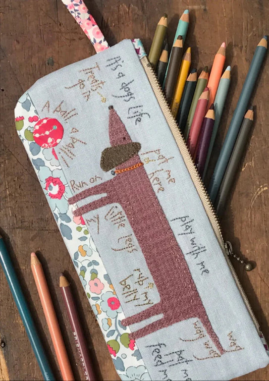 P121 A Dogs Life Pencil Case
