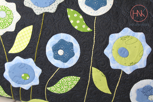 HNK297 Flower garden 2 cushion