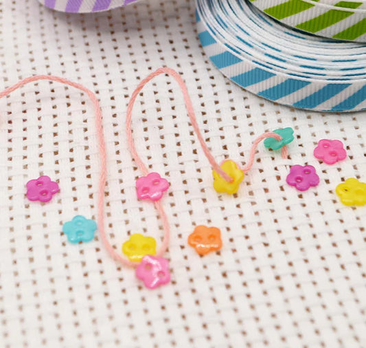 13308 Garden Treasures Sewing Buttons