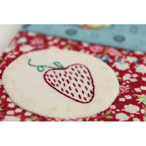 HNK195/4  Grans famous jam drops