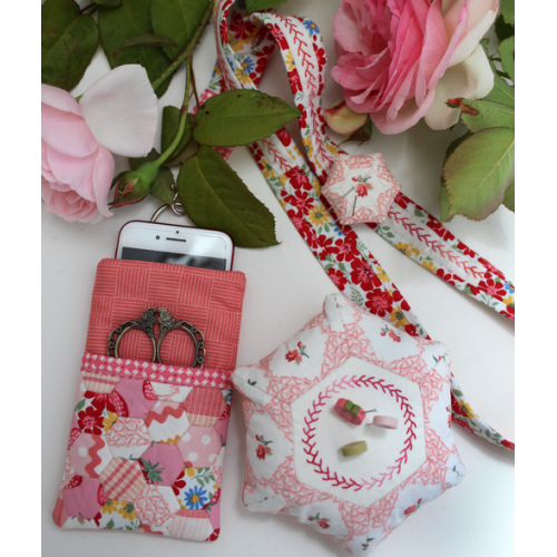 HNK195/8 Keep 'em close lanyard and pincushion