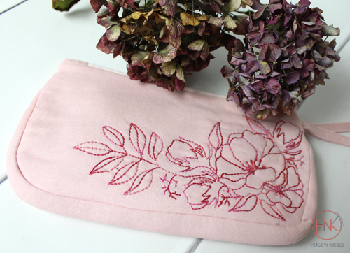 HNK195/12 Hoity toity