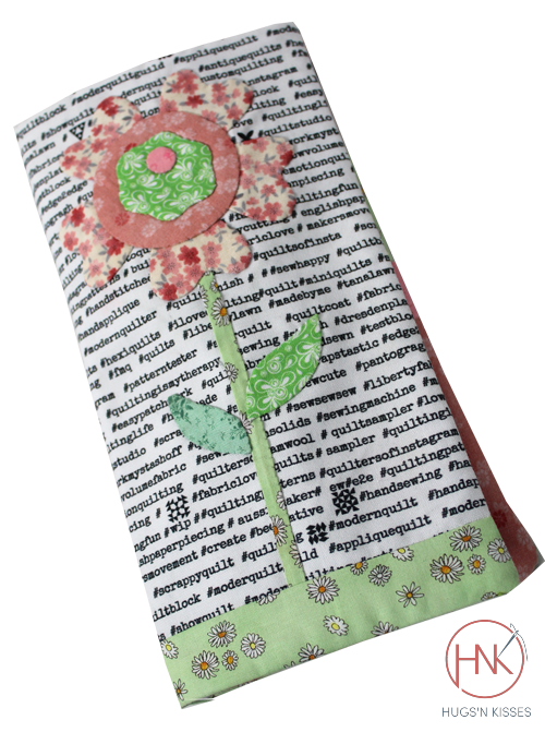 HNK219 Holus bolus needlebook