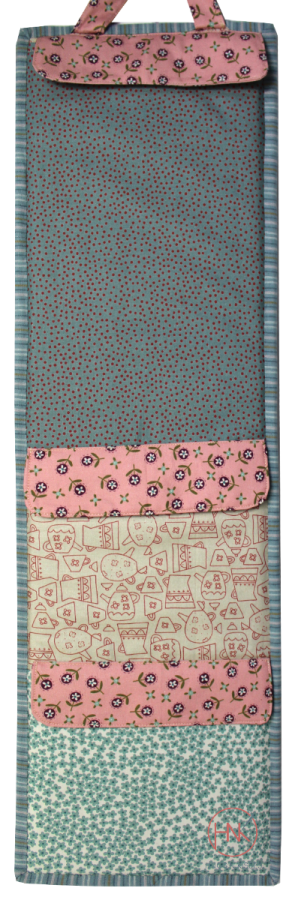 HNK279 Hurkle durkle ruler caddy