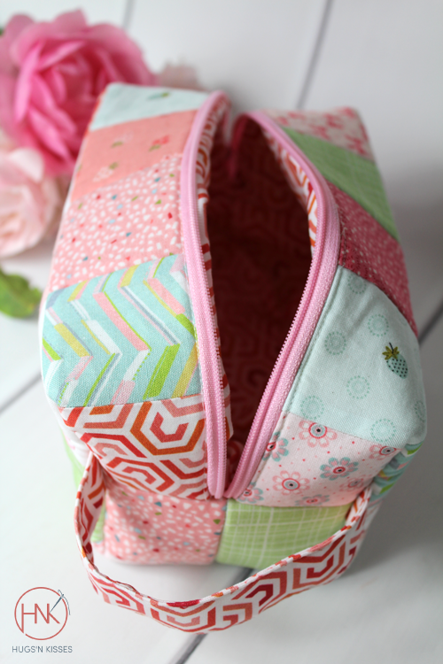 hnk195/23 Jelly and cake