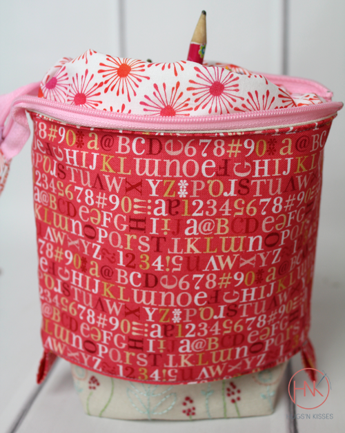 hnk195/21 Penpals pouch