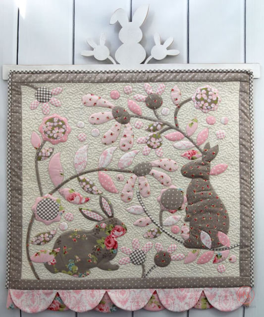 HNK175 Blossom Bunnies