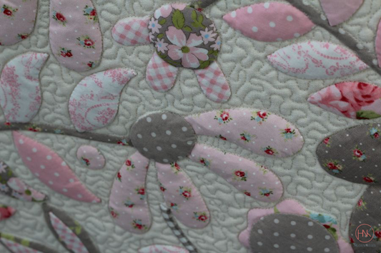 HNK175 Blossom Bunnies