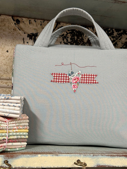 D416 QUILT STORE BAG (COMES WITH PRE-PRINTED STITCHERY)