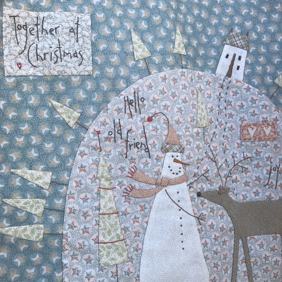 B026 Together At Christmas Carpet Bag