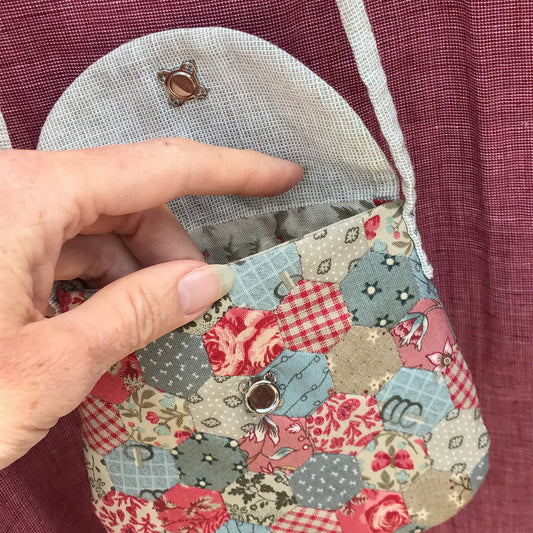 F087 Tread Gently Bag