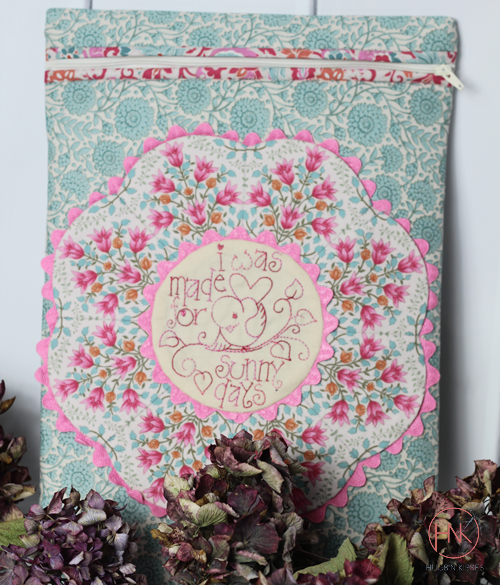 HNK222 windy days and sunshine ipad pouch